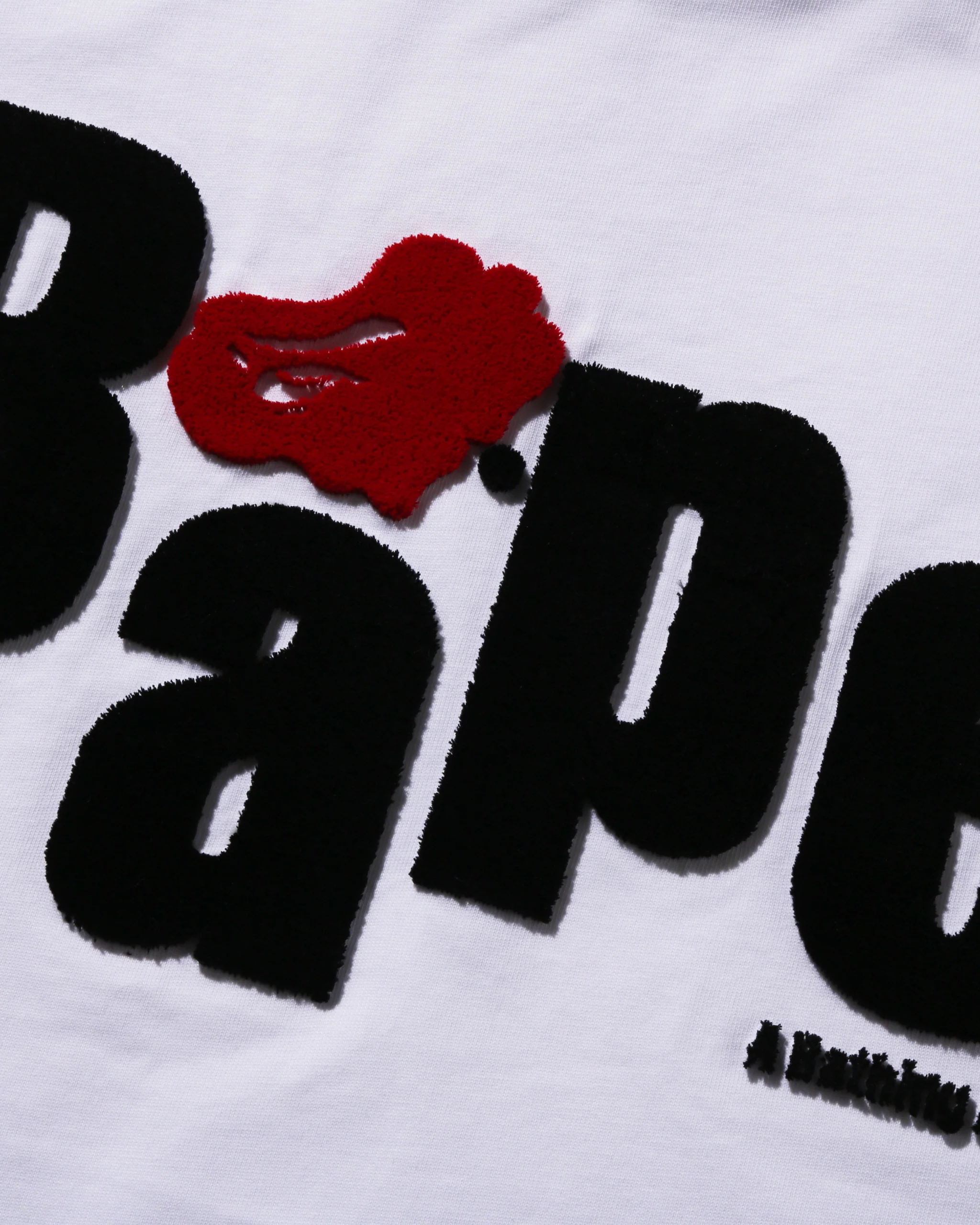 BAPE Heart Ape Head Relaxed Fit Tee White (Oversized) - Imagen 2