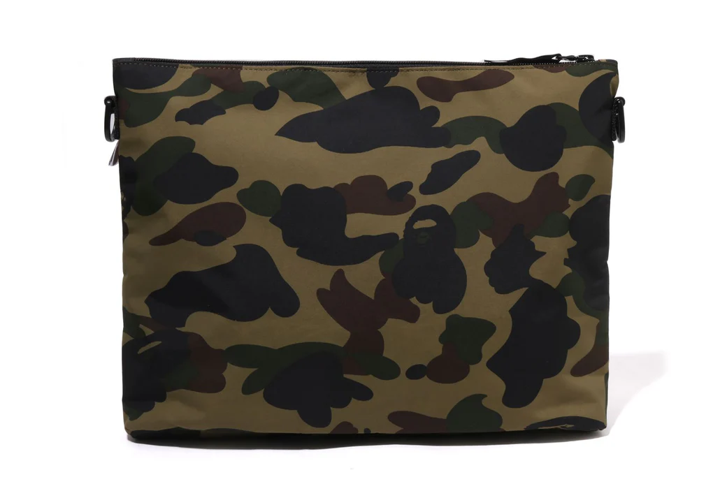 BAPE 1st Camo Sacoche Green - Imagen 3