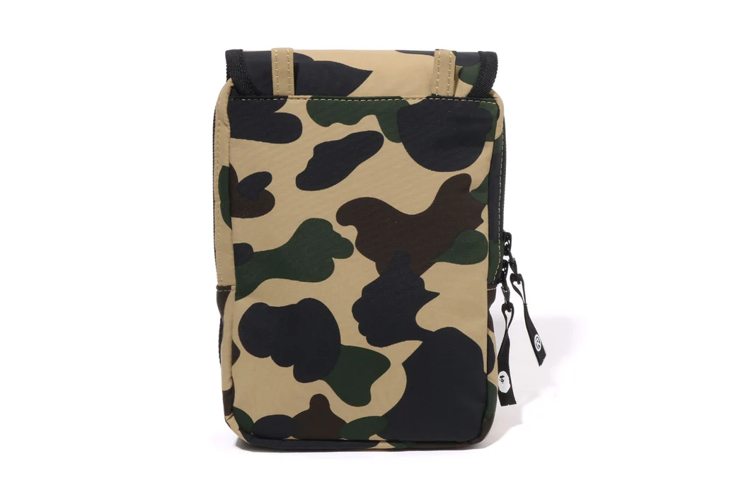 BAPE 1st Camo Phone Bag Yellow - Imagen 3