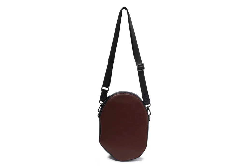BAPE Ape Head Shoulder Bag Leather - Imagen 3