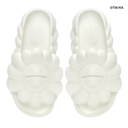 Takashi Murakami Ohana Full-Bloom Star White